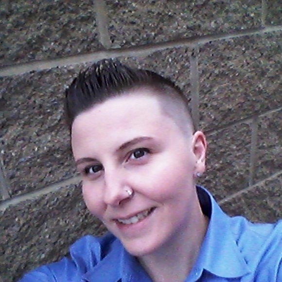 Meet your Posher, Amber - Picture 4 of 5